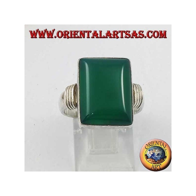 Silver ring with rectangular agate and three rows on the sides