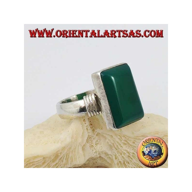 Silver ring with rectangular agate and three rows on the sides