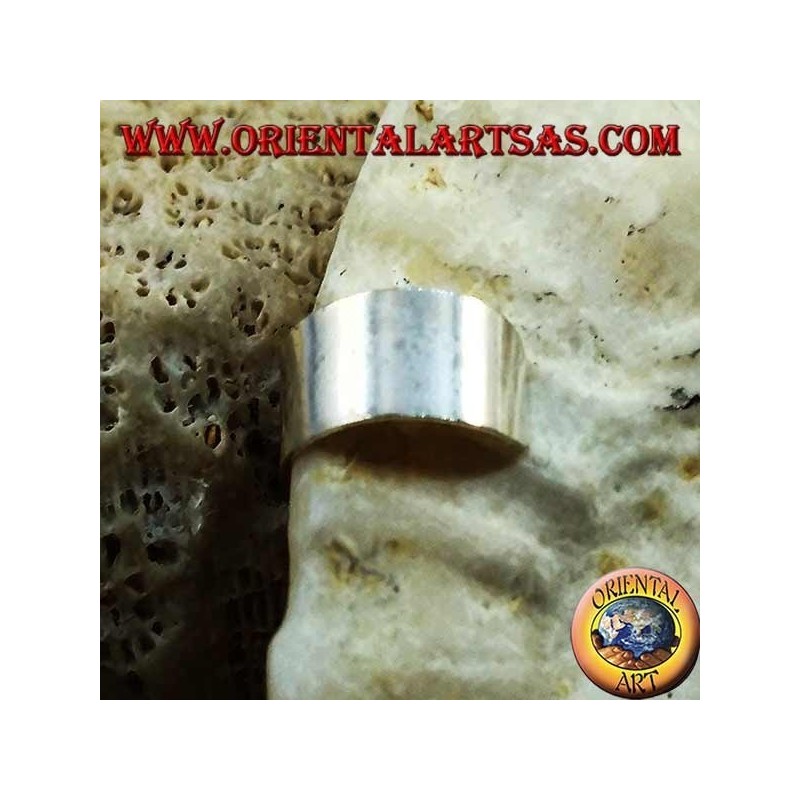 Boucle d'oreille en argent, bande lisse