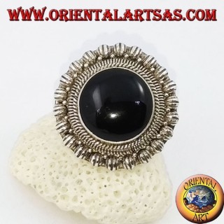 Large daisy silver ring with round cabochon onyx