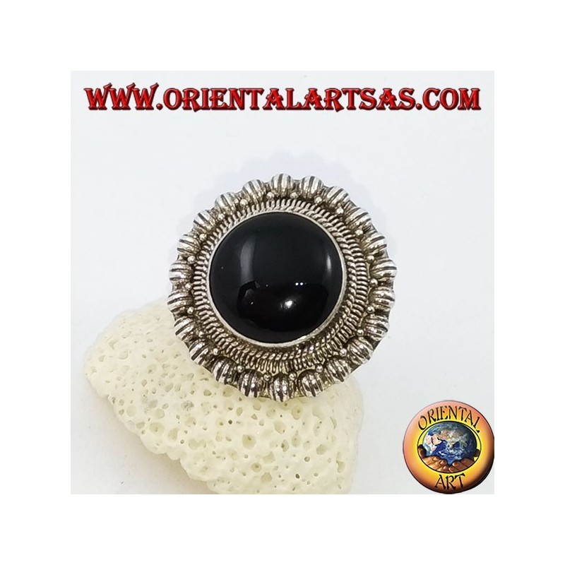 Anello in argento a margherita grande con onice tonda a cabochon