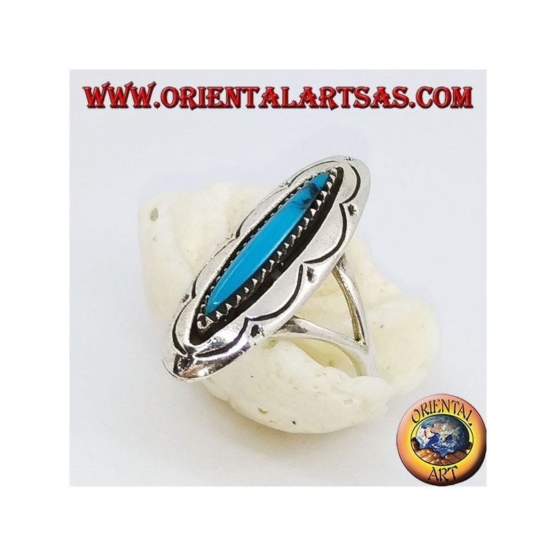 Bague allongée ovale en argent avec décor navette turquoise et gravé