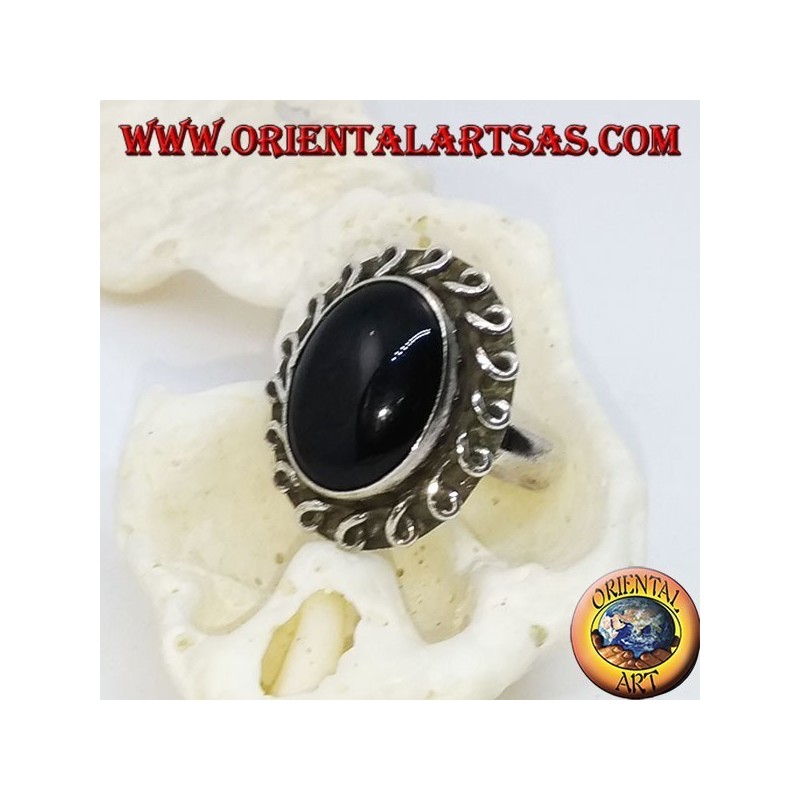 Bague fleur en argent avec cabochon ovale onyx et ligne roulée