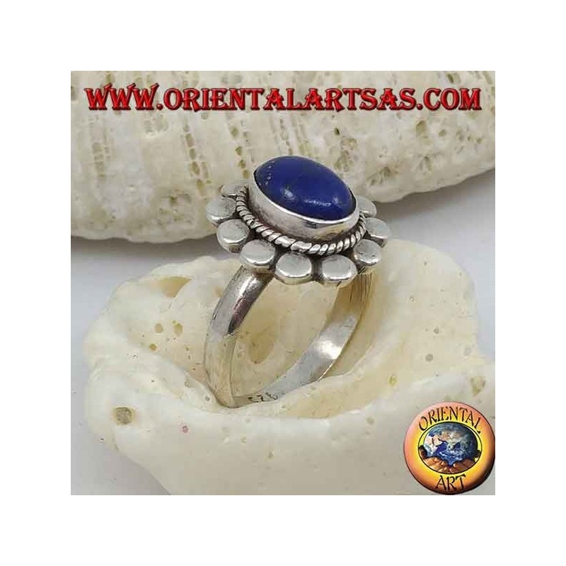 Bague marguerite en argent avec cabochon ovale lapis lazuli et disques de pétales