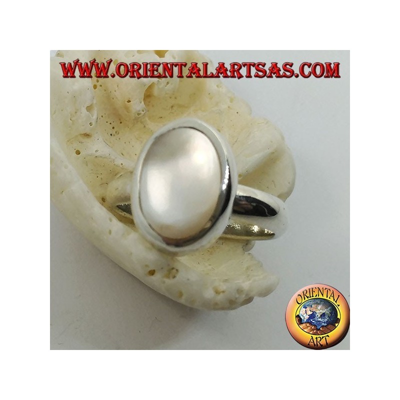 Silver ring with large oval mother-of-pearl set flush with the edge