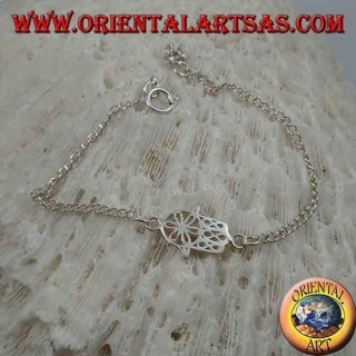 Bracelet chaîne en argent doux avec main de fatima avec fleur sur la paume au centre