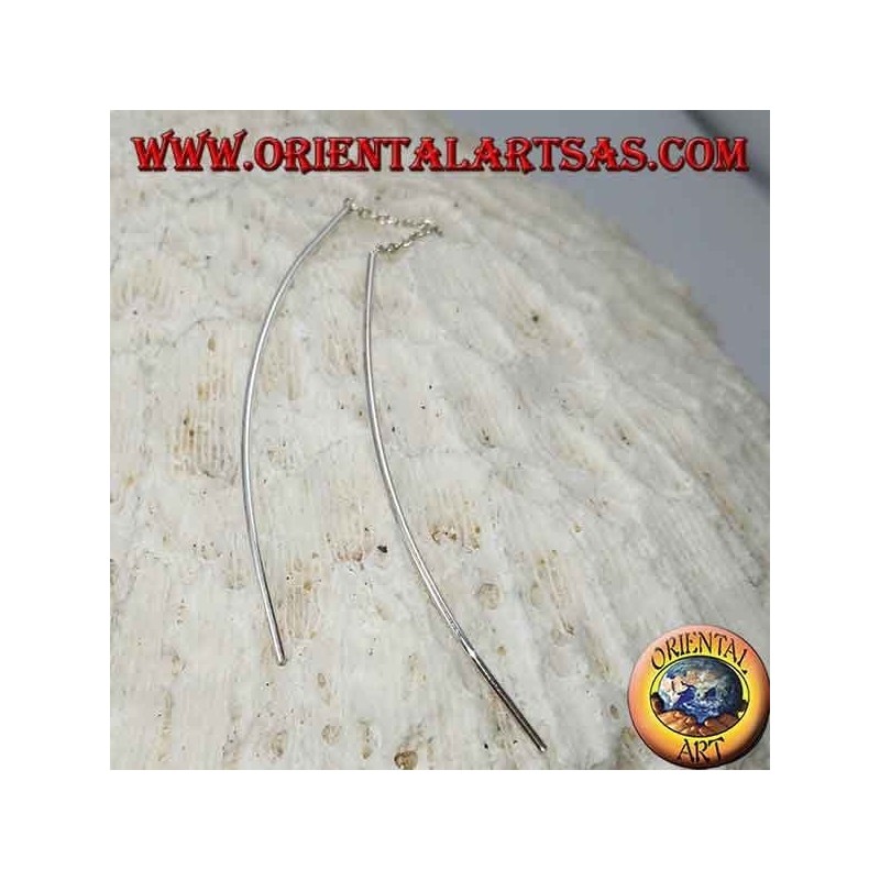 Pendientes de cadena de plata con barra curva arqueada que cuelga de ambos lados