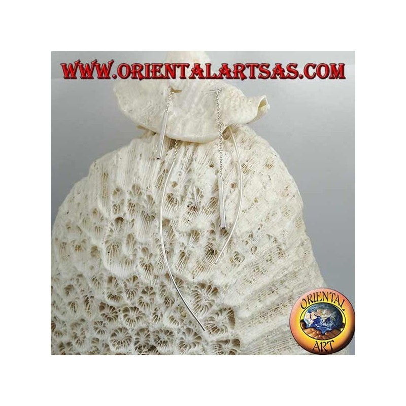 Pendientes de cadena de plata con barra gruesa recta y barra arqueada