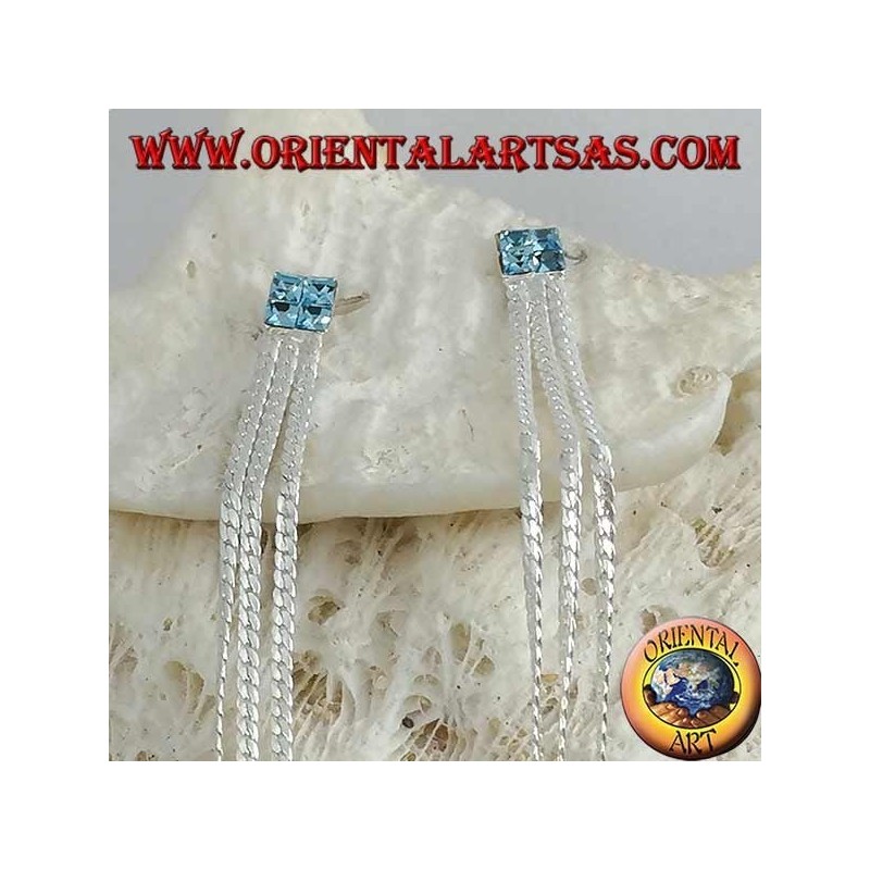 Silberne Schmetterlingsohrringe mit hellblauer quadratischer Zirkonkette und dreifacher 8 cm Interlaced-Kette