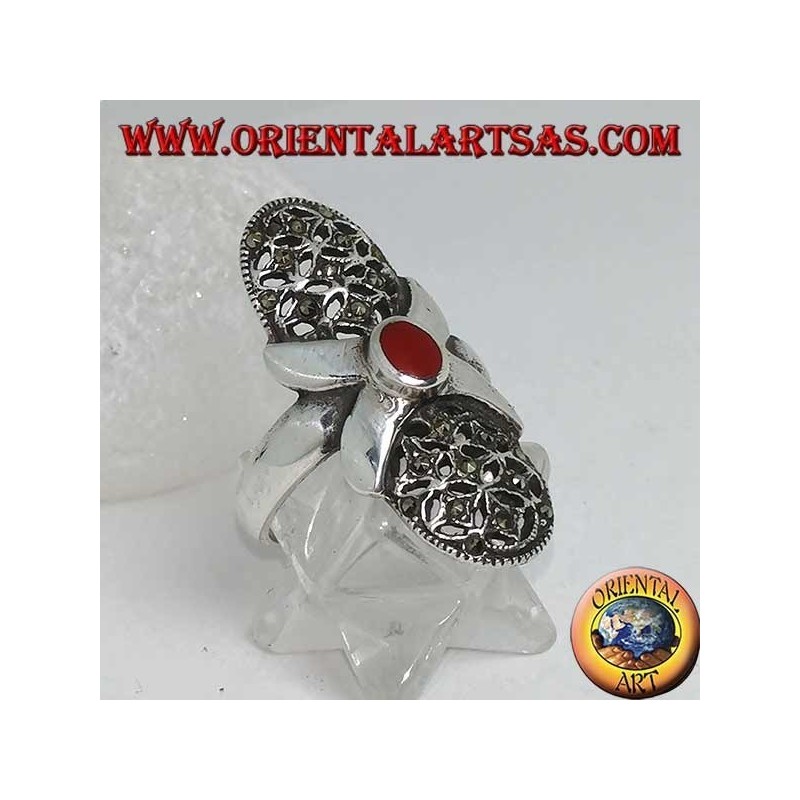 Anillo de plata con cornalina ovalada cruz lisa y lienzo perforado ovalado con marcasitas