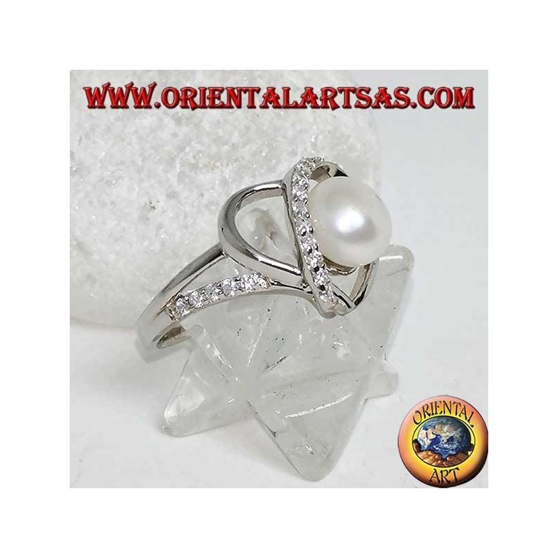 Silver ring with heart-shaped weave with natural pearl and zircons