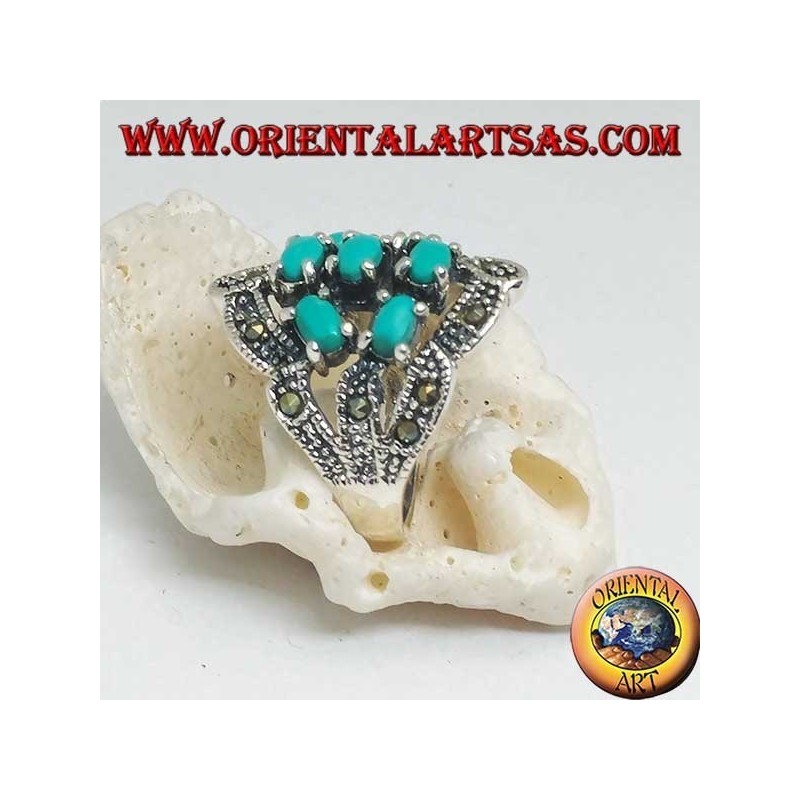 Bague en argent avec sept turquoise ovale et marcassite