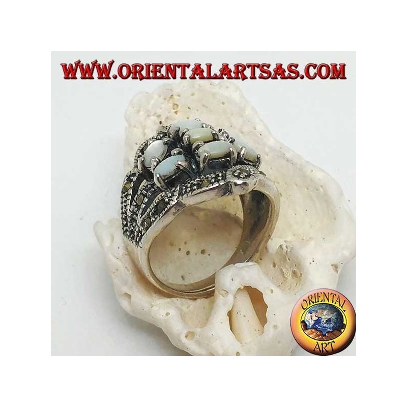 Silberring mit sieben ovalen Perlmutt-Sets und Markasit