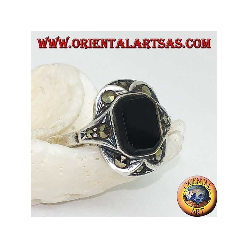 Silver ring with rectangular onyx with marcasites on the corners and sides