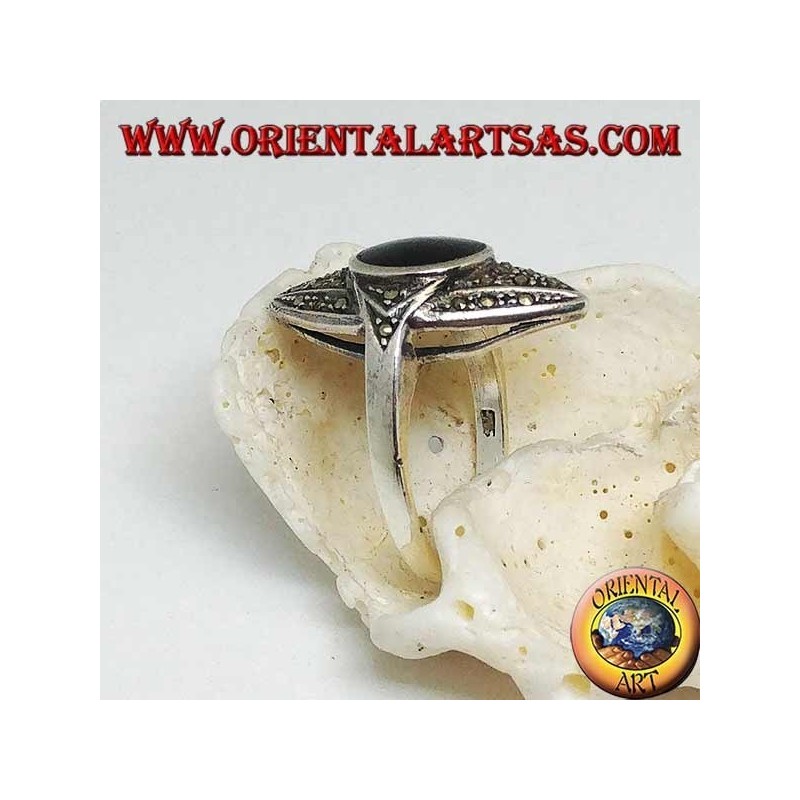 Silver ring rhombus in the ellipse studded with marcasites with central round onyx