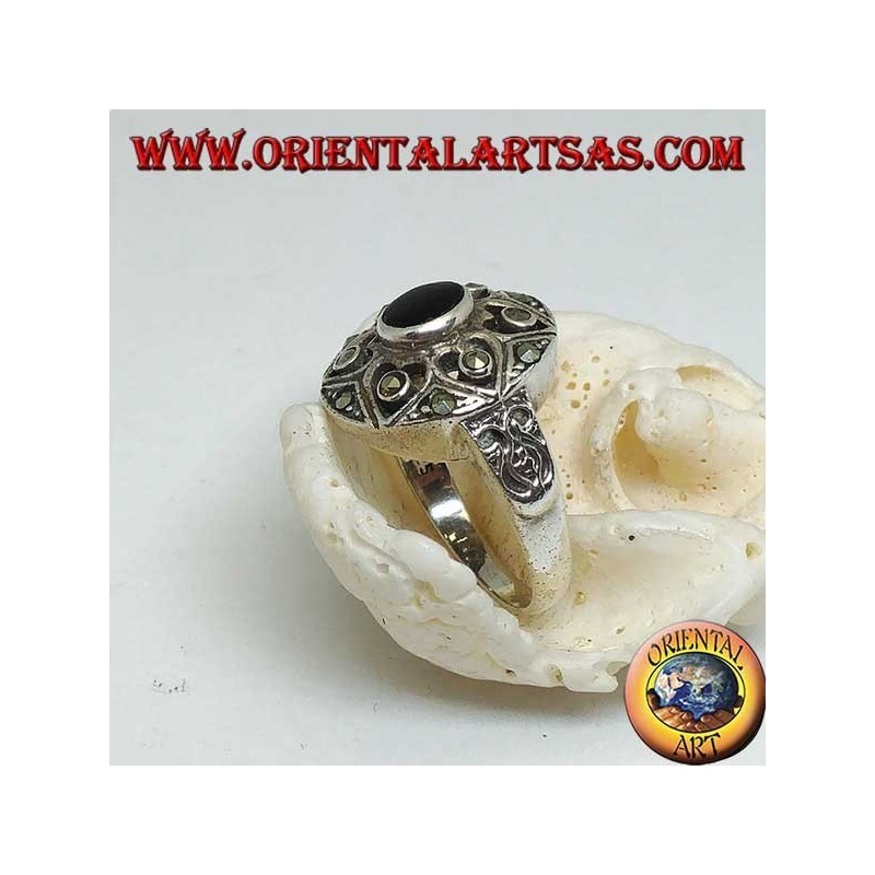 Anello in argento scudo di David con onice ovale e marcassite sulle sei punte della stella