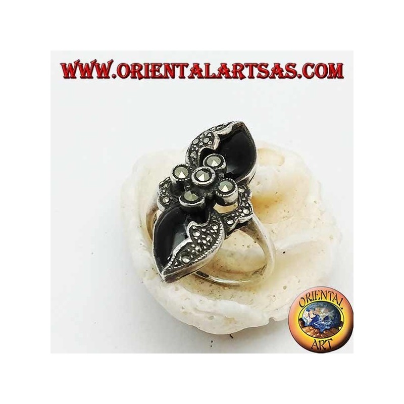 Anillo de plata con marcasita cruzada entre dos gotas espejadas de ónice y marcasita