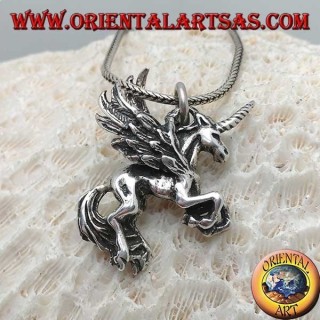 Ciondolo in argento Pegaso tridimensionale