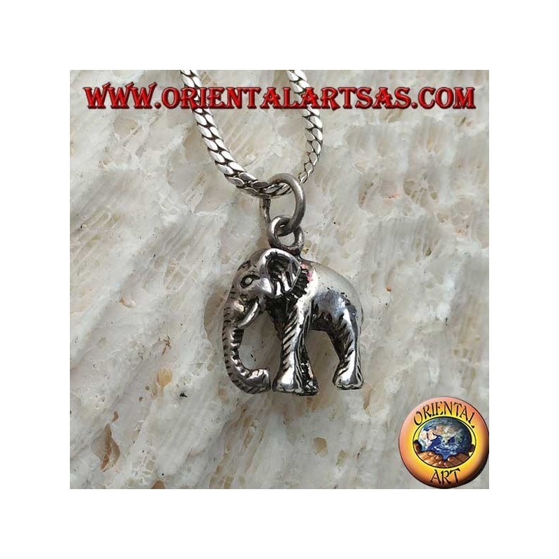 Colgante de plata, elefante indio con trompa tridimensional