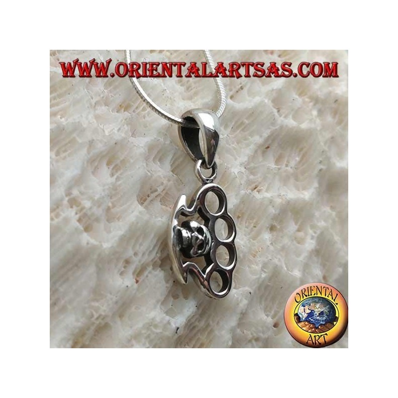 Colgante de plata en forma de llana con calavera