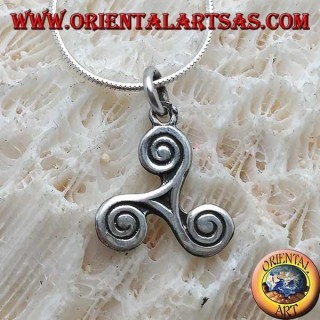 Pendant in silver, triskelion or triskelion with spiral tips