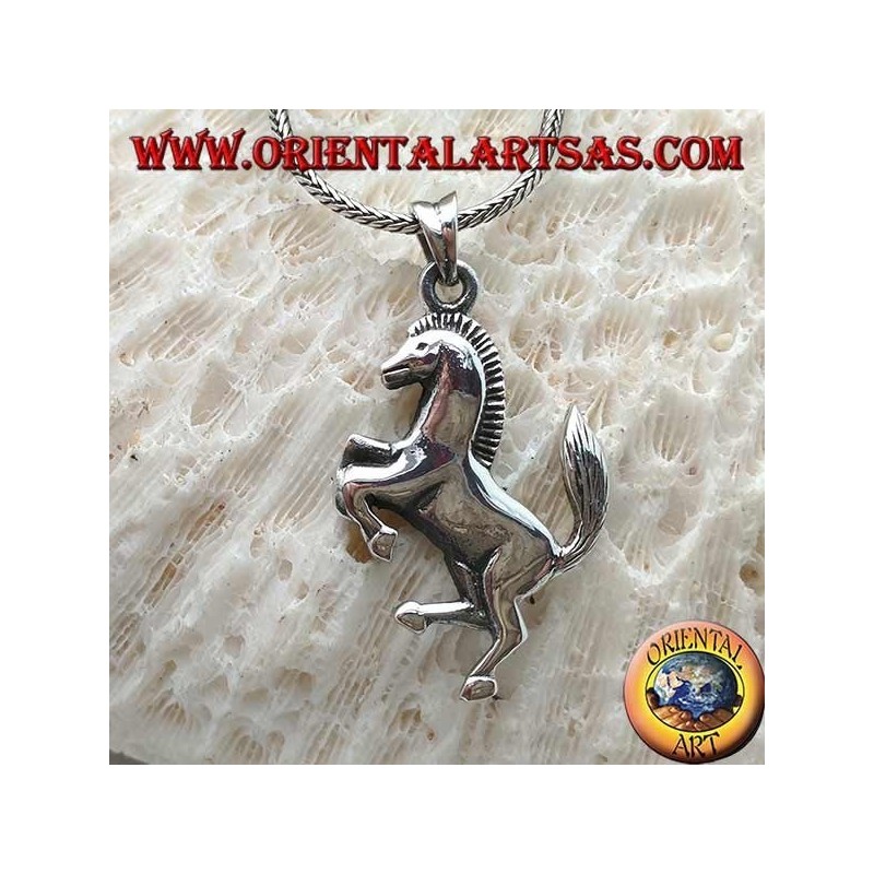 Colgante de plata, símbolo del caballo rampante de Ferrari (grande)