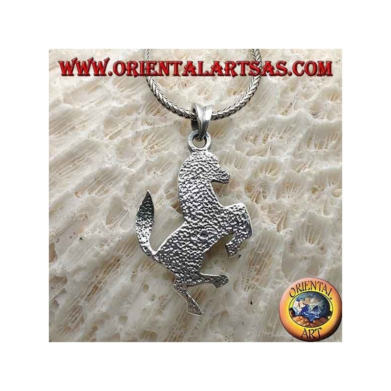Pendentif en argent, symbole de cheval rampant de Ferrari (grand)