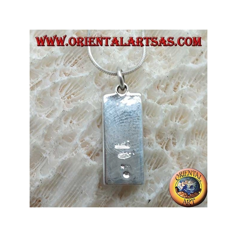 Colgante de plata, placa con ideogramas chinos "suerte, larga vida y prosperidad"