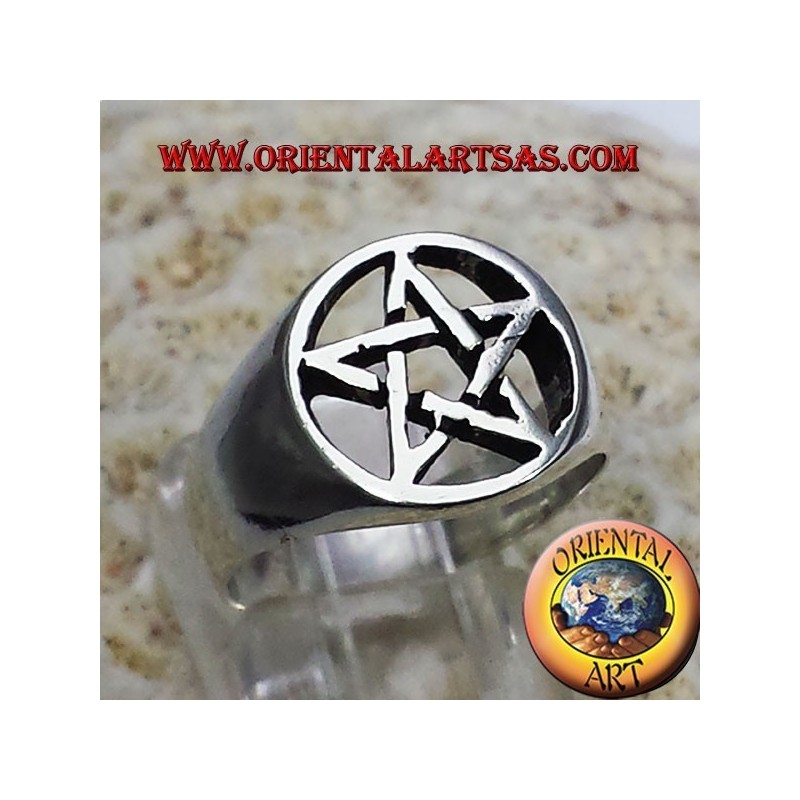 Anello con pentacolo in argento