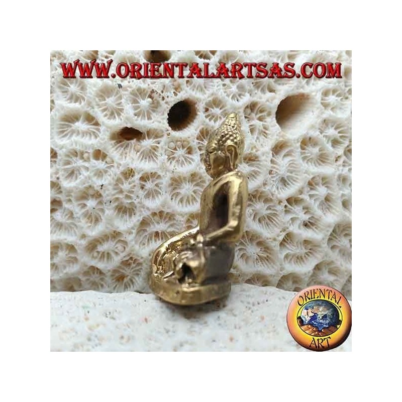 Buddha sculpture "Bhumisparsha Mudra - Subduing the demon Mara" simple in brass (small)