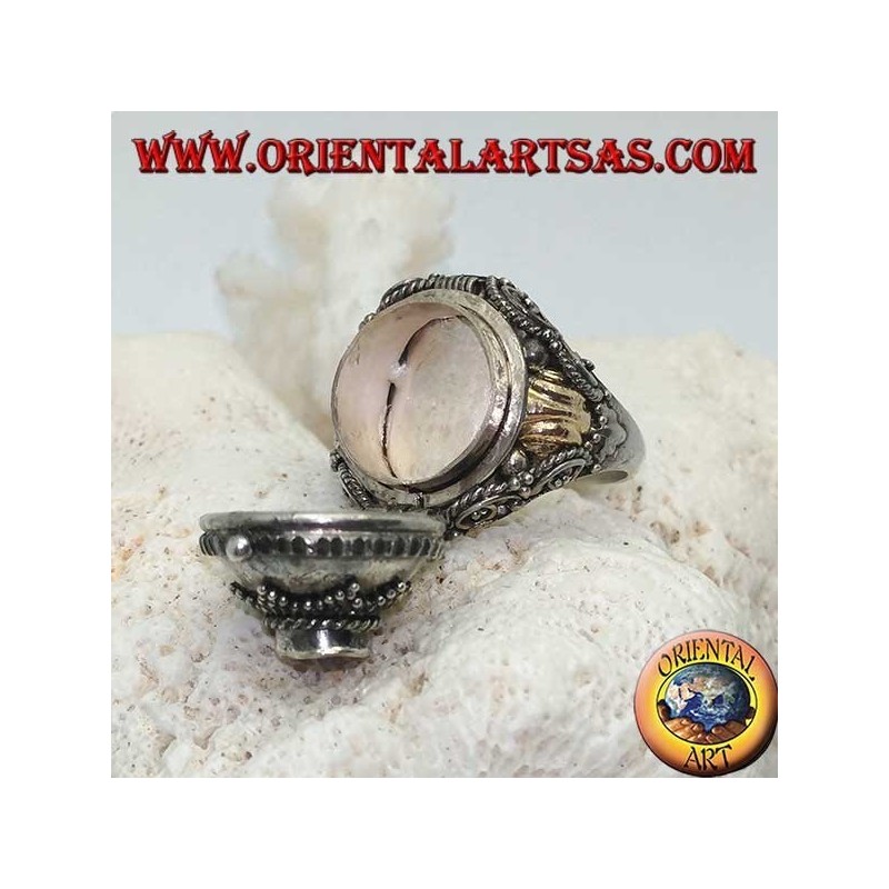 Bague en argent avec améthyste ronde sur étoile à huit branches et plaque en or sur les côtés