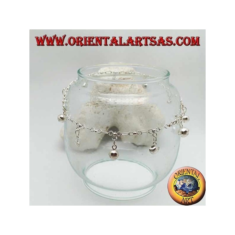 Bracelet de cheville en argent avec alternance de cloches et de coquilles suspendues