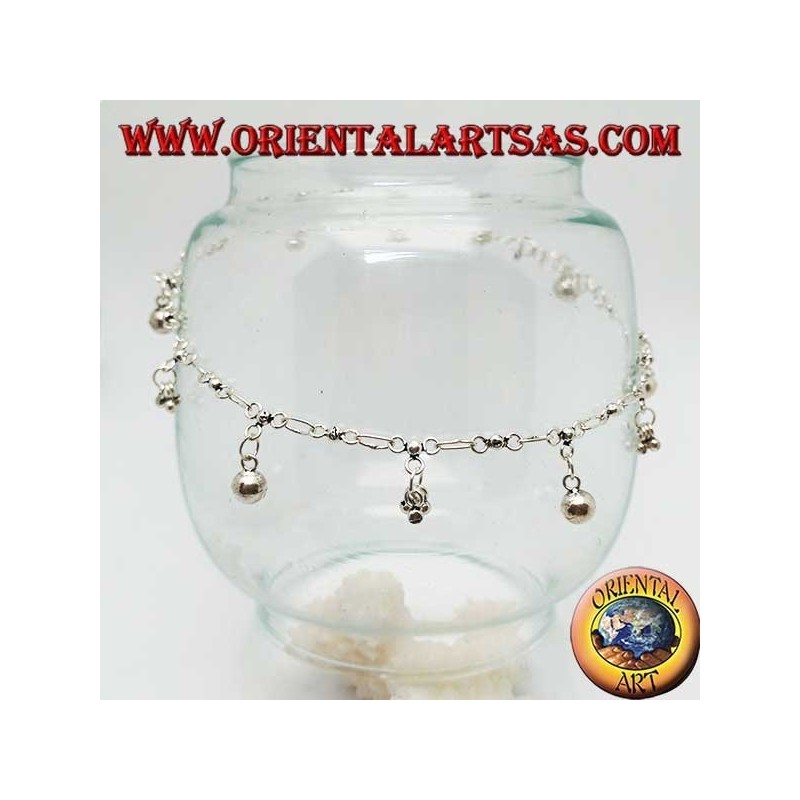 Bracelet de cheville en argent avec des groupes de trois boules et des cloches suspendues alternées