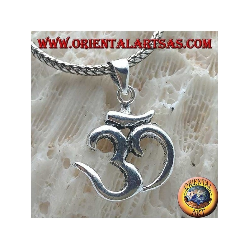 Pendentif en argent lisse en forme de ॐ om (mantra hindou sacré)