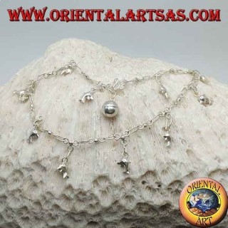 Silber Fußkettchen mit hängenden Delfinen und einer Glocke