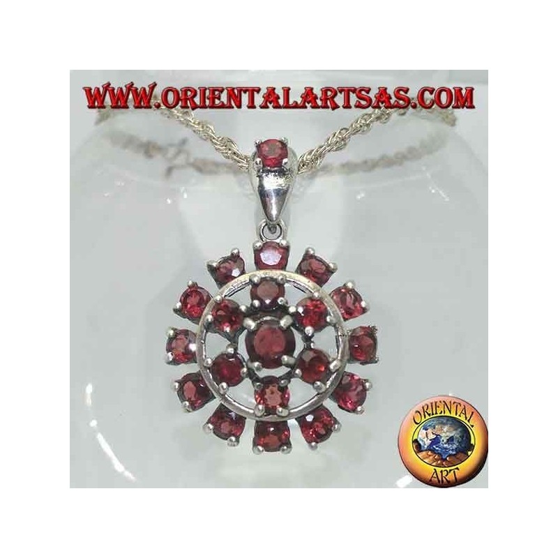 Round garnet silver pendant surrounded by a six-pointed star and a circle of garnets