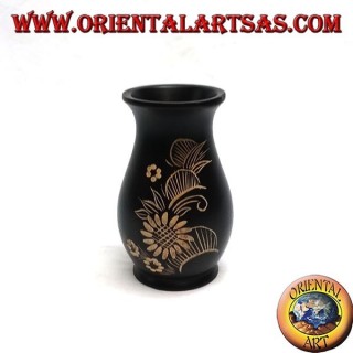 Mahogany flower vase with 15 cm floral engravings