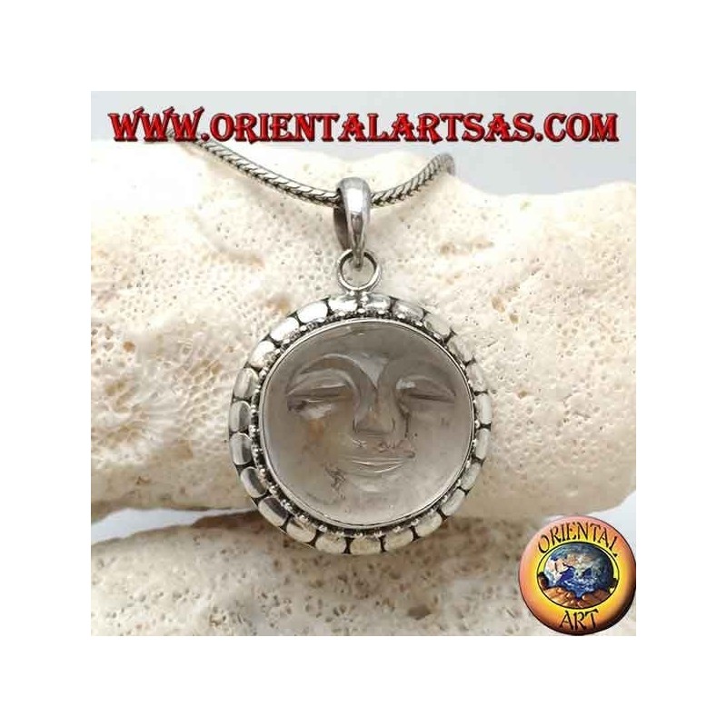 Pendentif en argent avec soleil creusé sur un cristal de roche rond et un contour de disquette