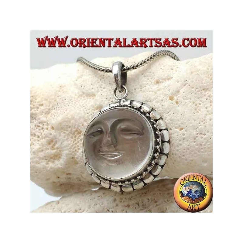 Pendentif en argent avec soleil creusé sur un cristal de roche rond et un contour de disquette