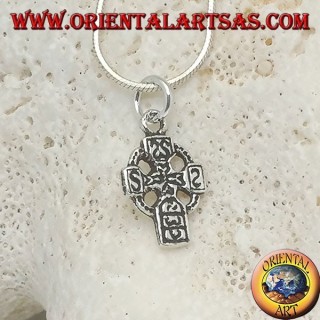 Colgante de plata Cruz celta con runas grabadas (pequeño)