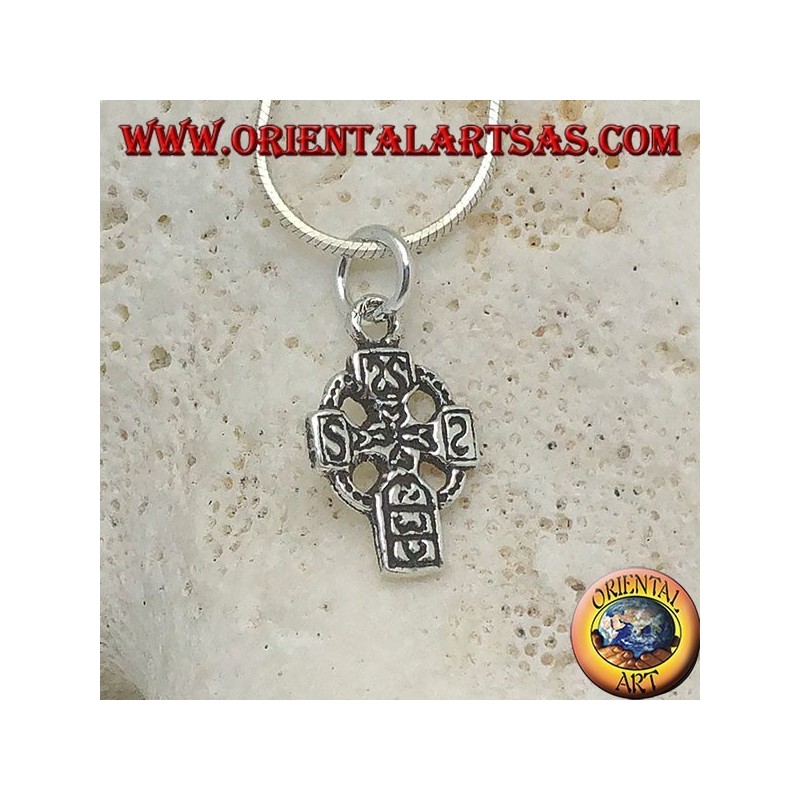 Colgante de plata Cruz celta con runas grabadas (pequeño)