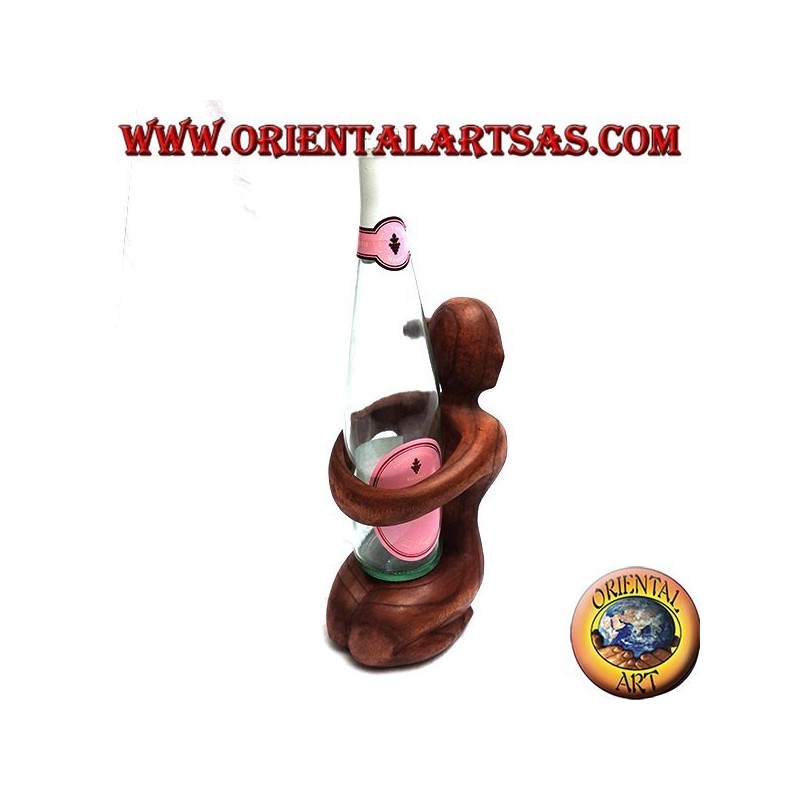 Portabottiglie scultura di una donna in ginocchio che abbraccia in legno di Suar