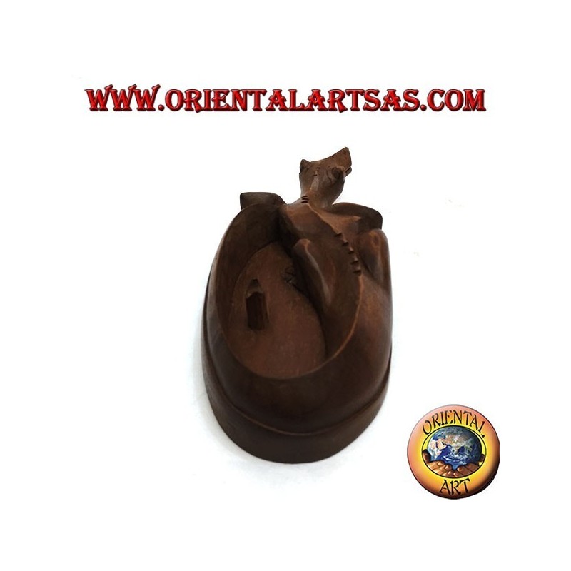 Ashtray in the shape of agamidae, scaled reptile with mahogany wooden cigarette holder