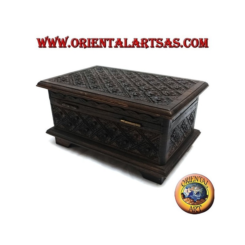 Casket box with rhombus floral inlays in ebony wood and brass closure (large)