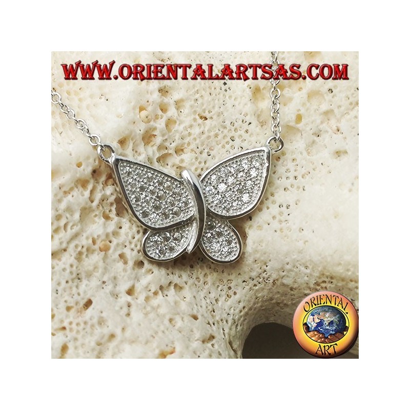Colgante de mariposa de plata con alas tachonadas de circonitas con cadena de 45 cm.