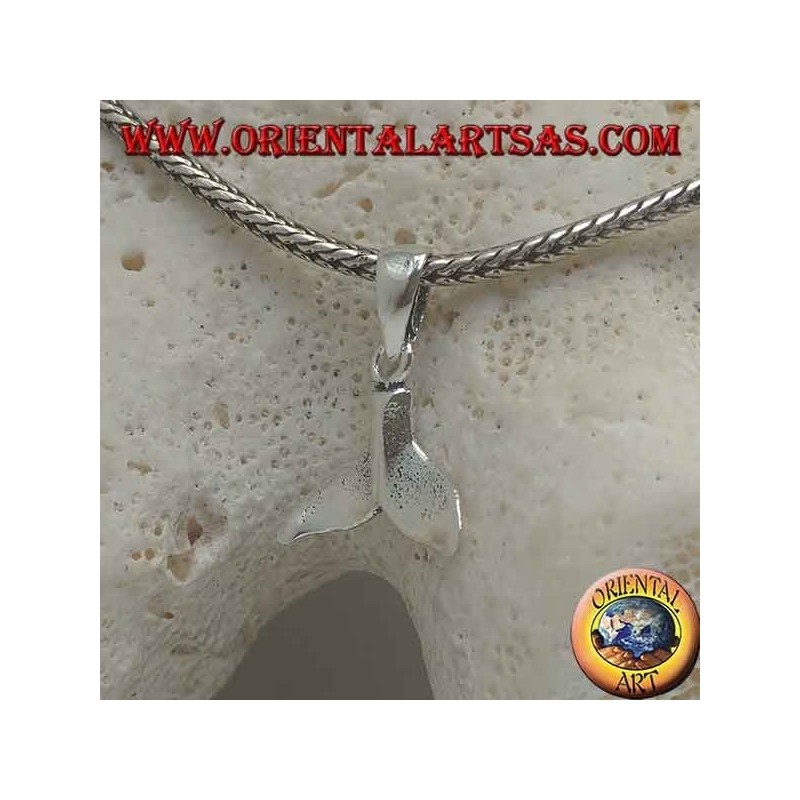 Ciondolo in argento coda di balena pendente piccola