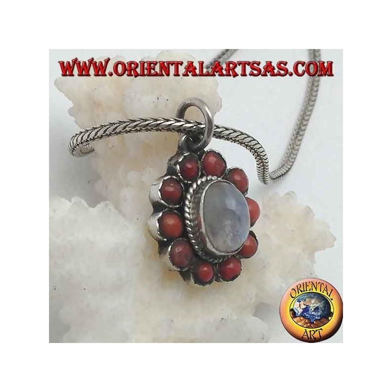 Colgante de flores de plata con cabujón de piedra lunar del arco iris y coral pétalo tibetano