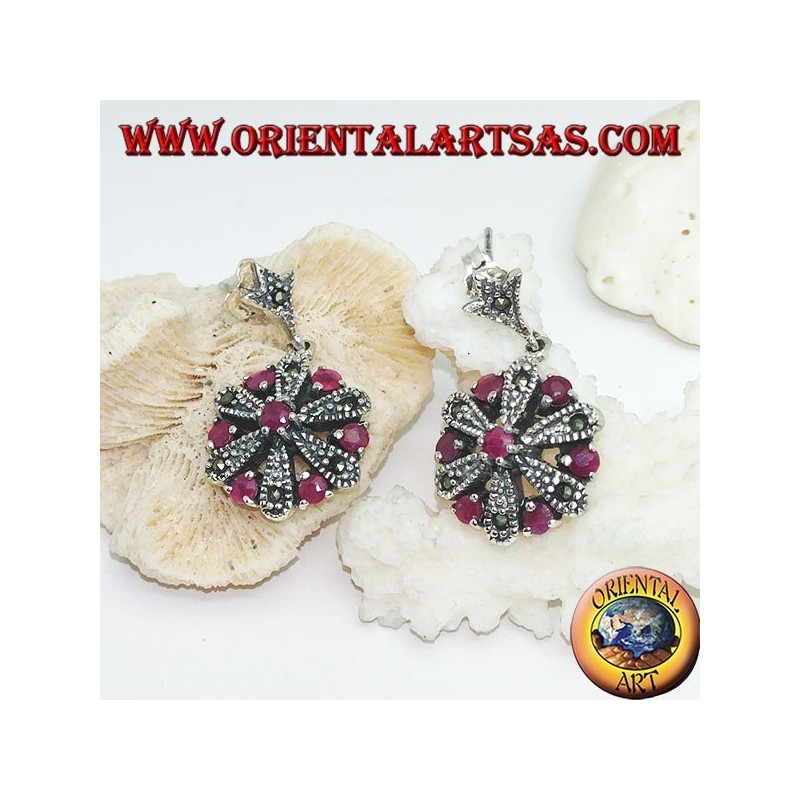 Pendientes de plata margarita con 6 +1 rubíes redondos y marcasitas naturales.