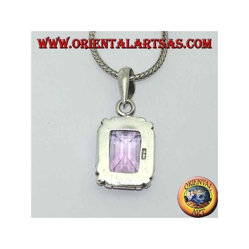 Silberanhänger mit einem herrlichen natürlichen rechteckigen Amethyst auf einem einfachen Rahmen mit Kugeln an den Ecken