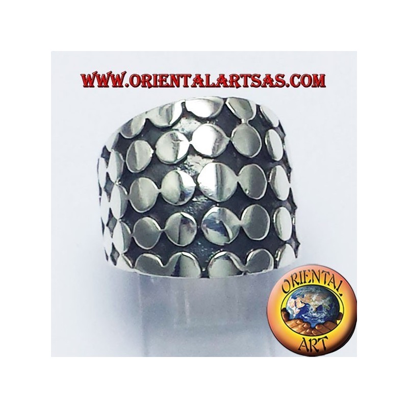 anello fascia borchiata